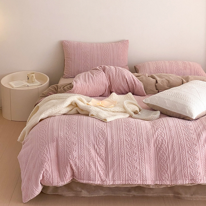 良品汇馆 2025【牛奶毛绒套件加厚提花】冬季套件加厚烂花保暖提花床品 花枝-粉