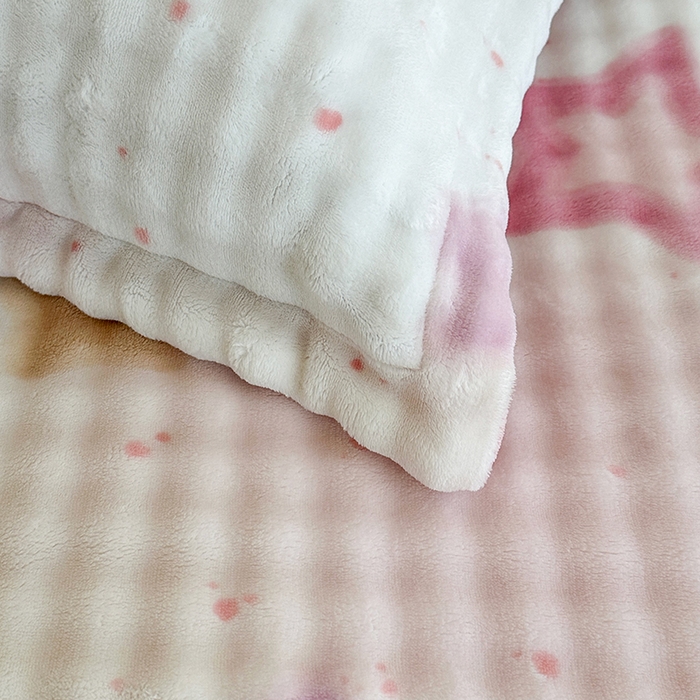 91家纺网 家纺一手货源 找家纺 富缦庭 2025新款泡泡牛奶绒床盖款四件套 彩色星光