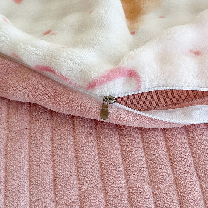 91家纺网 家纺一手货源 找家纺 富缦庭 2025新款泡泡牛奶绒床盖款四件套 彩色星光