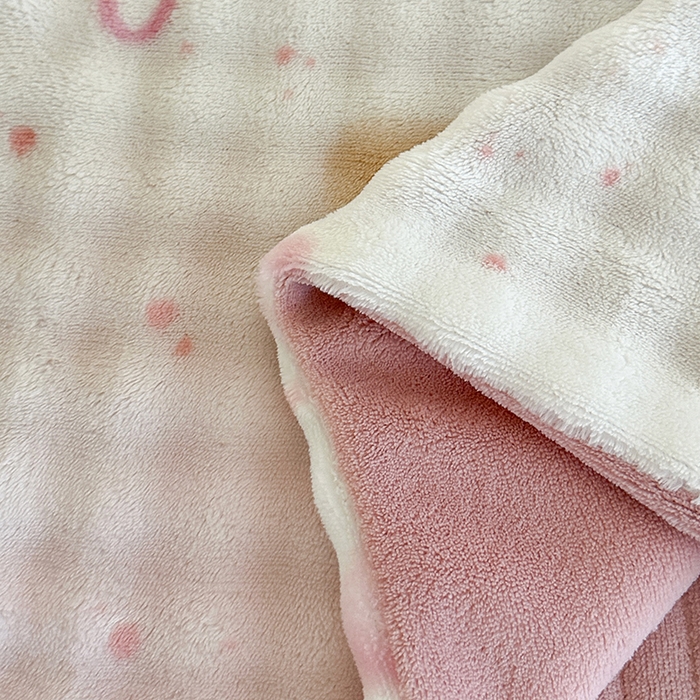 91家纺网 家纺一手货源 找家纺 富缦庭 2025新款泡泡牛奶绒床盖款四件套 彩色星光