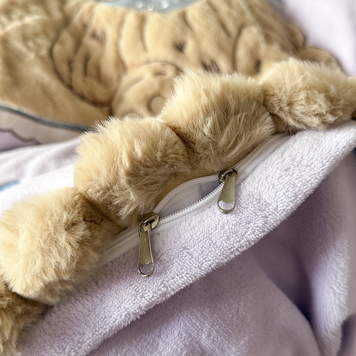 91家纺网 家纺一手货源 找家纺 卡罗兰 2025新款牛奶绒兔毛绣花四件套 爱心熊-紫