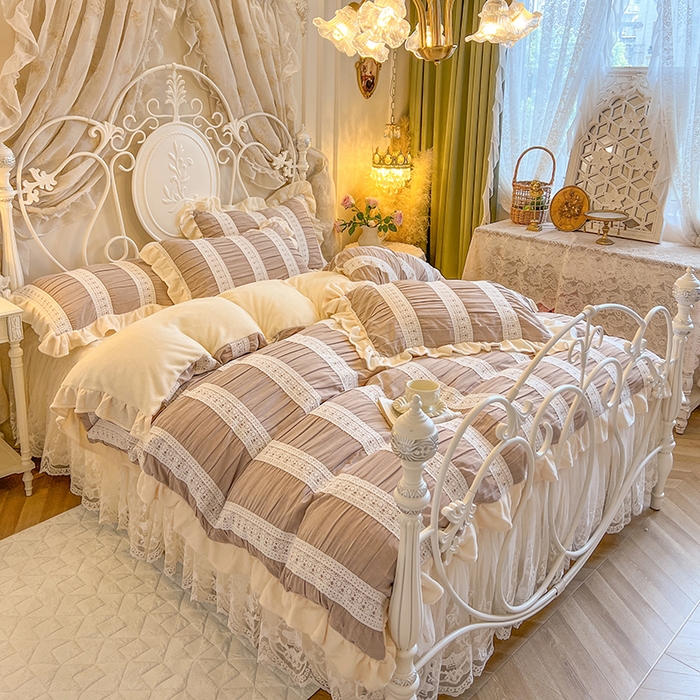 91家纺网 家纺一手货源 找家纺 （总）网红馆（ck家纺） 2025新款色织提花牛奶绒床裙四件套-洛丽塔系列