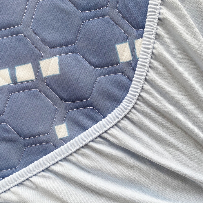 91家纺网 家纺一手货源 找家纺 一电 2025新款牛奶丝凉席床笠可水洗凉感丝凉席学生宿舍单人裸睡空调席-系列二 蜘蛛侠