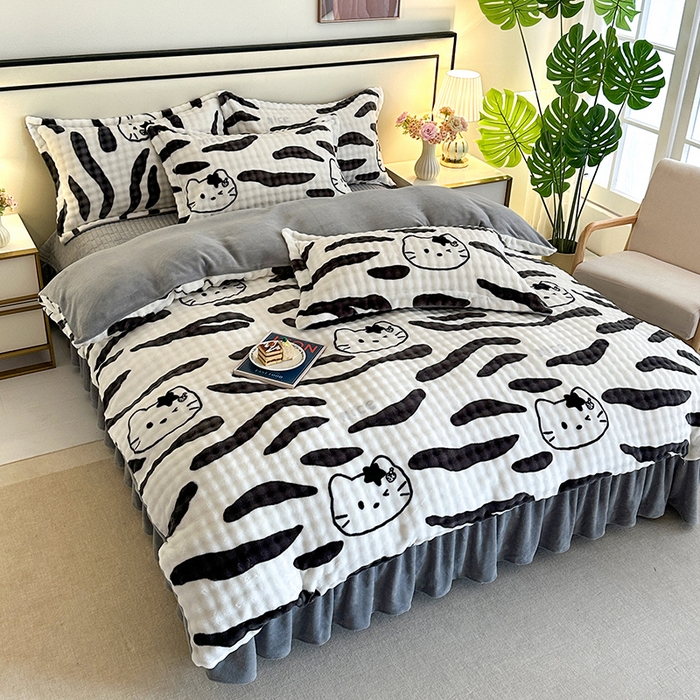 91家纺网 家纺一手货源 找家纺 富缦庭 2025新款泡泡牛奶绒床盖款四件套 可爱小猫