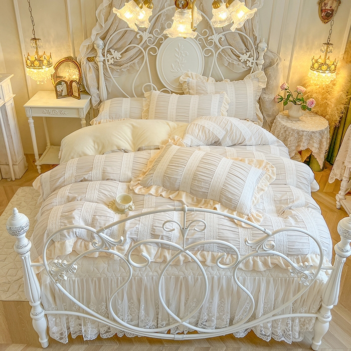 91家纺网 家纺一手货源 找家纺 网红馆（ck家纺） 2025新款色织提花牛奶绒床裙四件套-洛丽塔系列 洛丽塔-米色