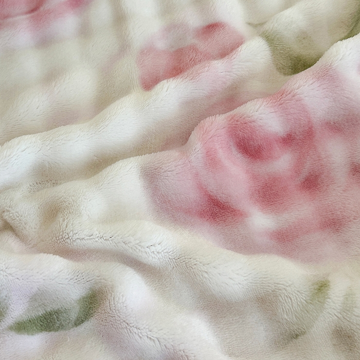 91家纺网 家纺一手货源 找家纺 富缦庭 2025新款泡泡牛奶绒床盖款四件套 玫瑰之约