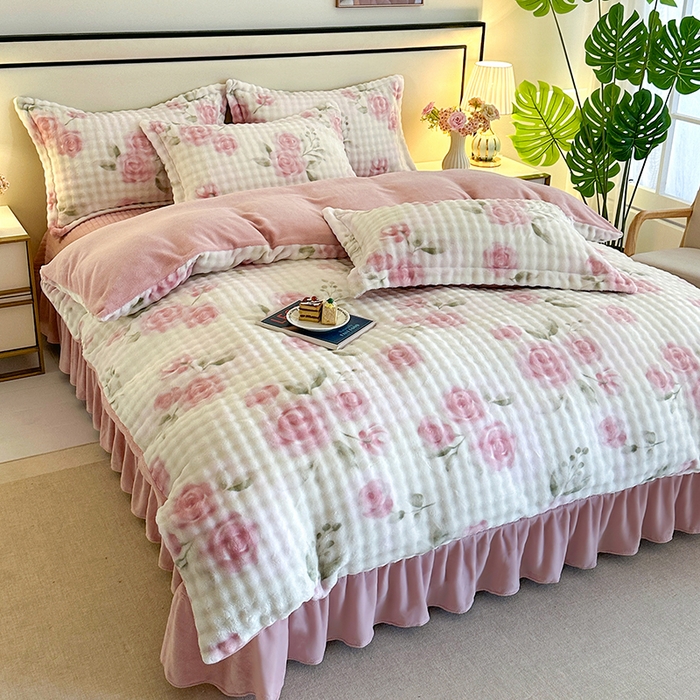 富缦庭 2025新款泡泡牛奶绒床盖款四件套 玫瑰之约