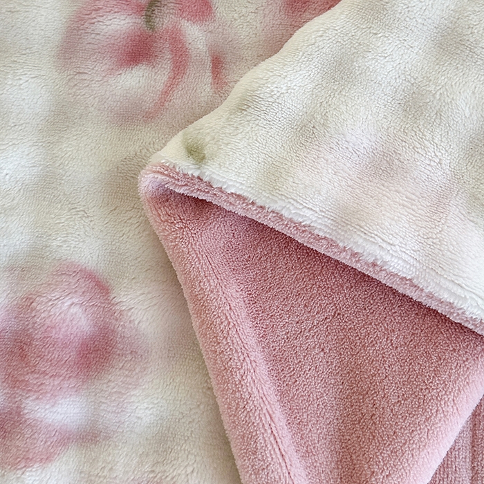 91家纺网 家纺一手货源 找家纺 富缦庭 2025新款泡泡牛奶绒床盖款四件套 玫瑰之约