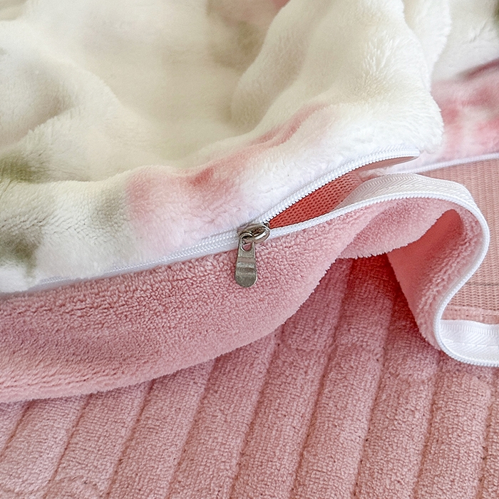 91家纺网 家纺一手货源 找家纺 富缦庭 2025新款泡泡牛奶绒床盖款四件套 玫瑰之约