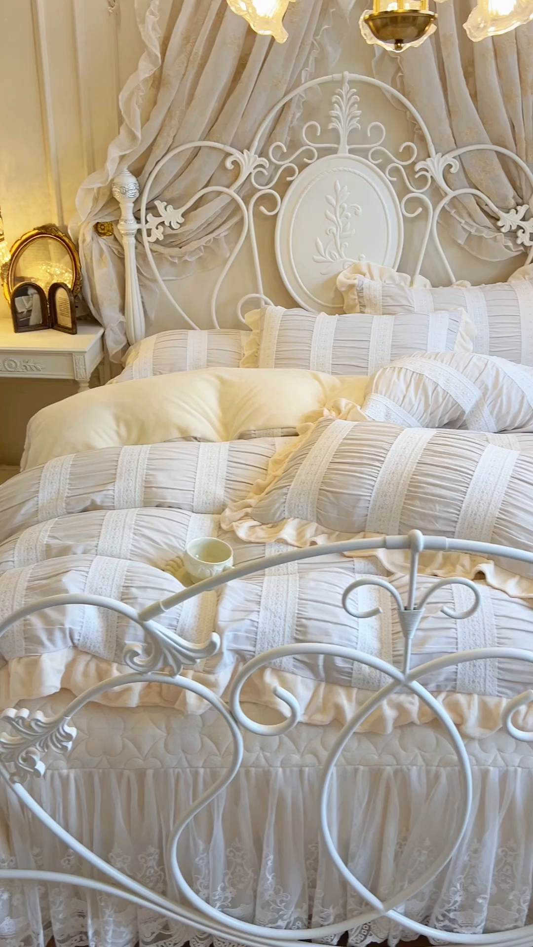 91家纺网 家纺一手货源 找家纺 网红馆（ck家纺） 2025新款色织提花牛奶绒床裙四件套-洛丽塔系列 洛丽塔-米色