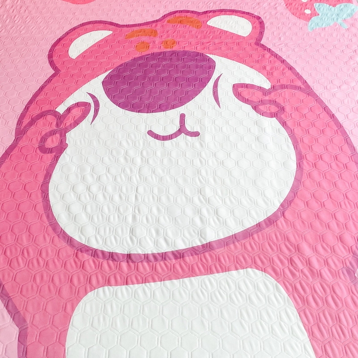 91家纺网 家纺一手货源 找家纺 一电 2025新款牛奶丝凉席床笠可水洗凉感丝凉席学生宿舍单人裸睡空调席-系列二 草莓大雄