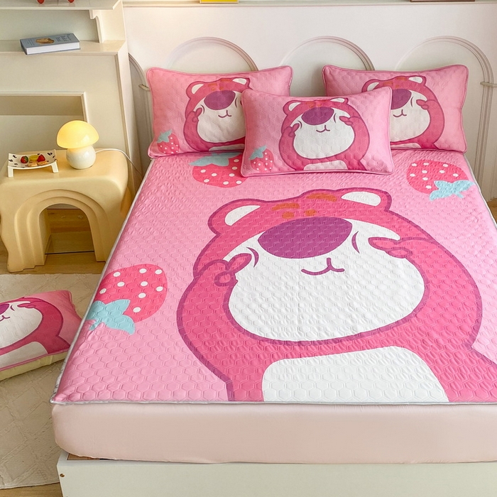 91家纺网 家纺一手货源 找家纺 一电 2025新款牛奶丝凉席床笠可水洗凉感丝凉席学生宿舍单人裸睡空调席-系列二 草莓大雄