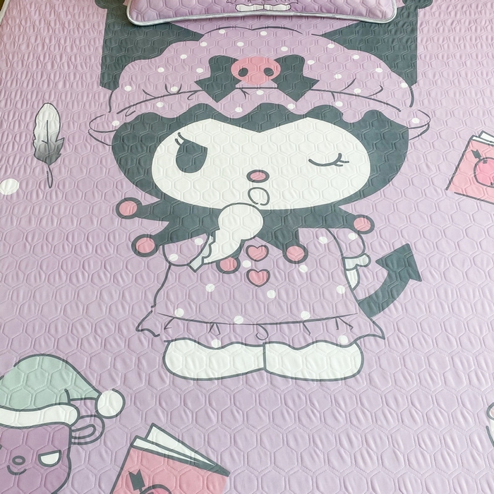 91家纺网 家纺一手货源 找家纺 一电 2025新款牛奶丝凉席床笠可水洗凉感丝凉席学生宿舍单人裸睡空调席-系列二 魔法库洛米