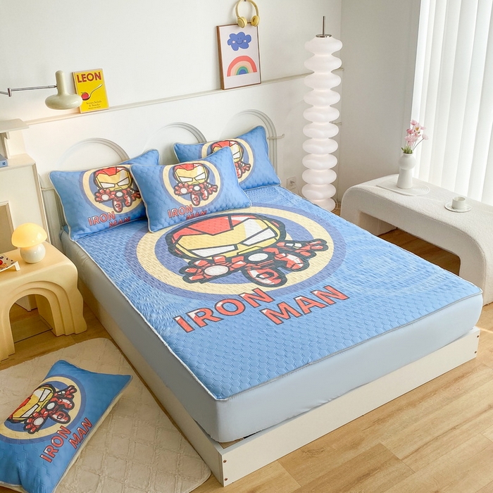 91家纺网 家纺一手货源 找家纺 一电 2025新款牛奶丝凉席床笠可水洗凉感丝凉席学生宿舍单人裸睡空调席-系列二 钢铁侠