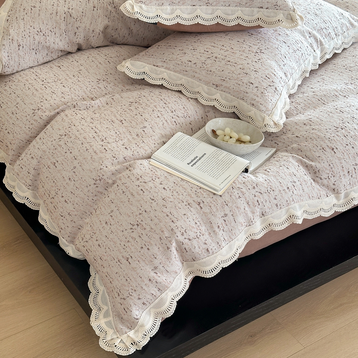 91家纺网 家纺一手货源 找家纺 月夏 2025新款全棉色织四件套-星空点点系列 星空点点-红咖