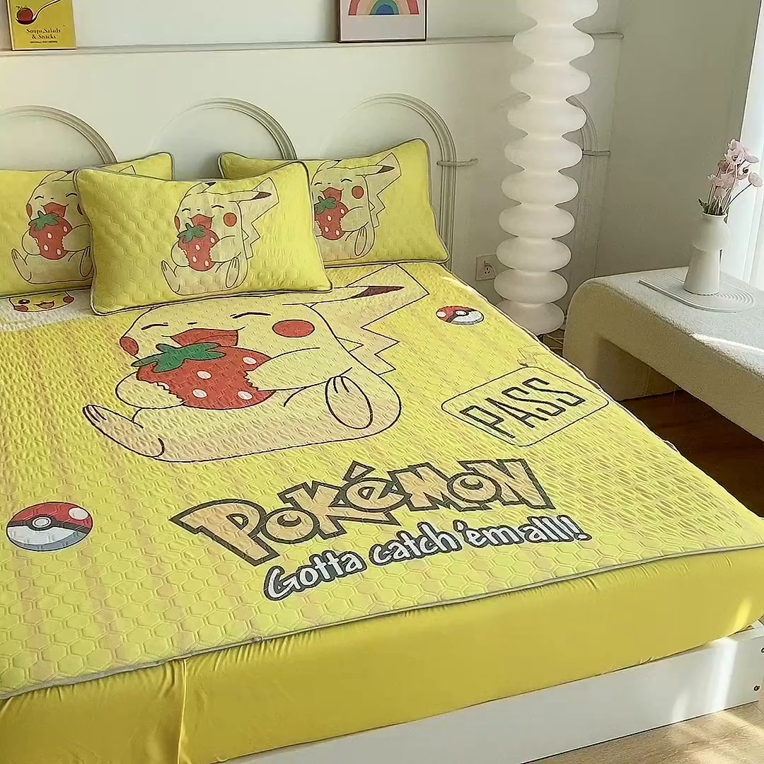 91家纺网 家纺一手货源 找家纺 一电 2025新款牛奶丝凉席床笠可水洗凉感丝凉席学生宿舍单人裸睡空调席-系列二 草莓皮卡丘