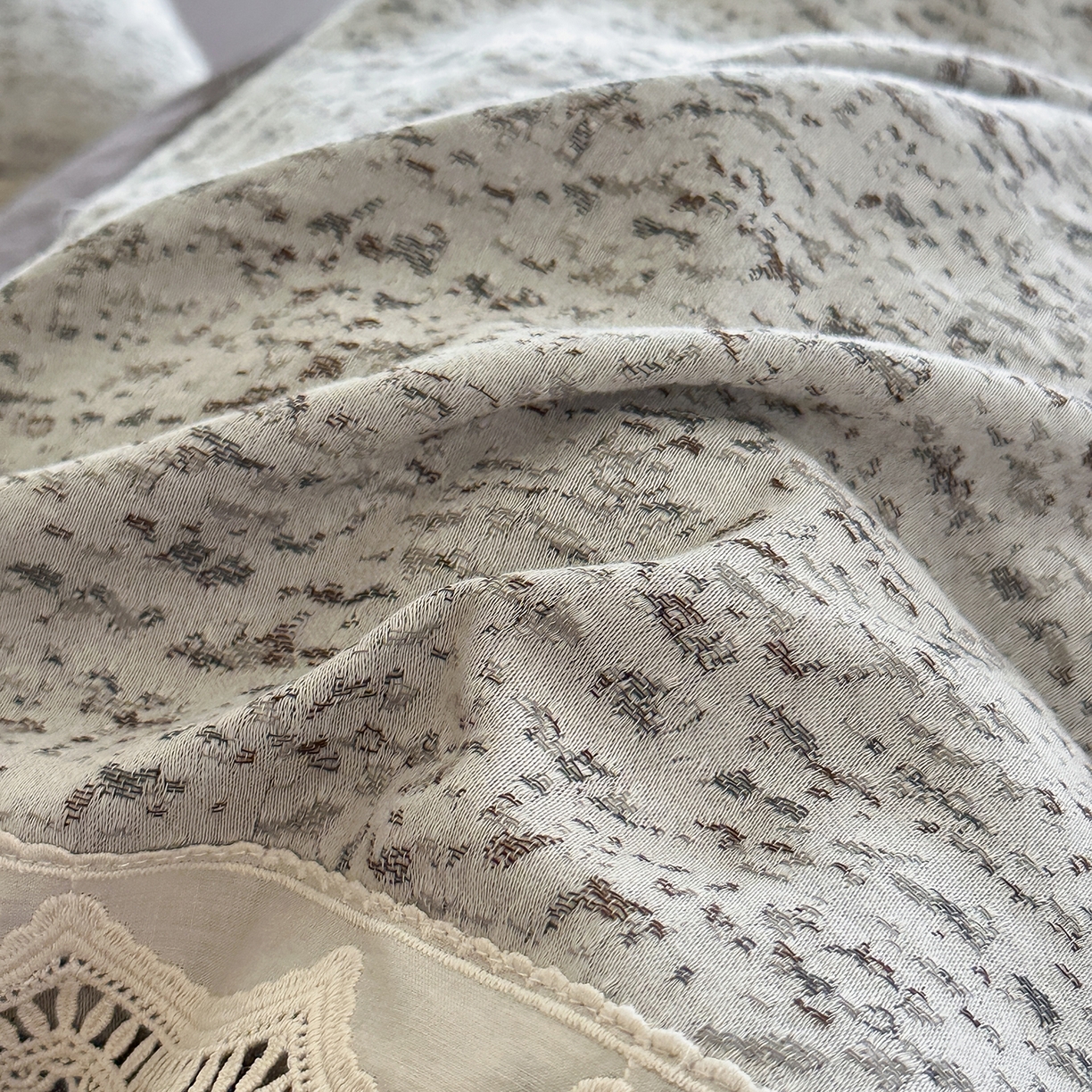 91家纺网 家纺一手货源 找家纺 月夏 2025新款全棉色织四件套-星空点点系列 星空点点-灰色