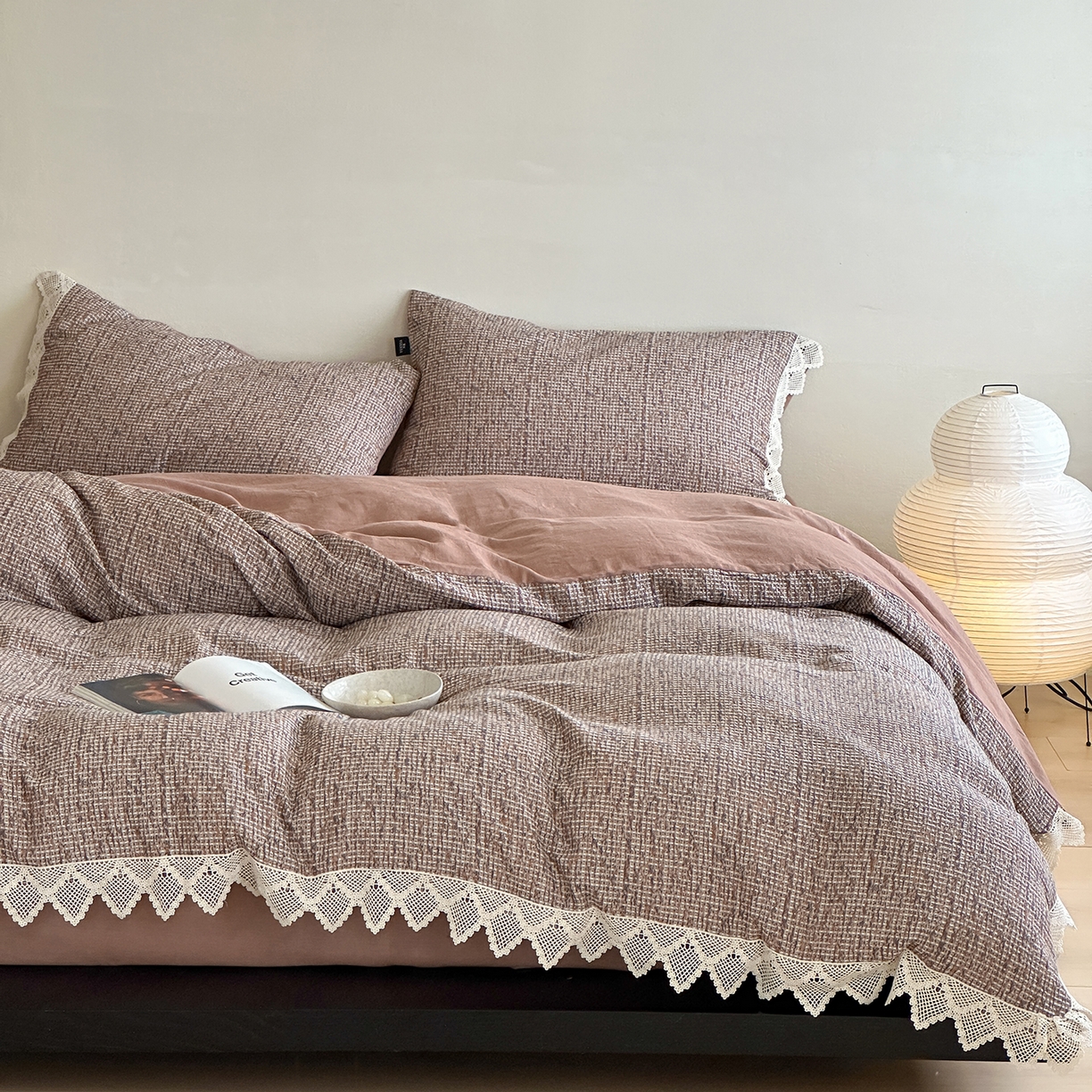 91家纺网 家纺一手货源 找家纺 月夏 2025新款全棉色织华夫格四件套 红咖