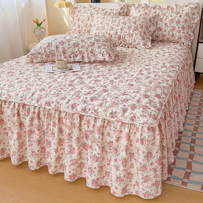 91家纺网 家纺一手货源 找家纺 鼎丰家纺 2025新款水洗皱皱纱夹棉床裙 星眠云野