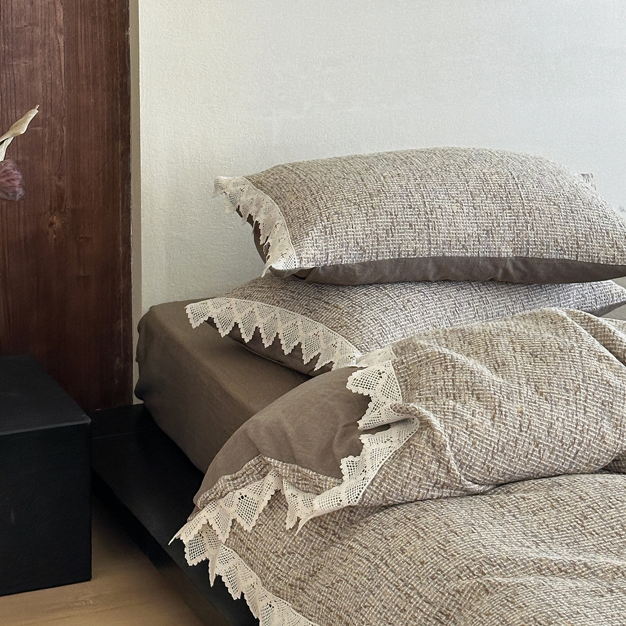 91家纺网 家纺一手货源 找家纺 月夏 2025新款全棉色织华夫格四件套 咖色