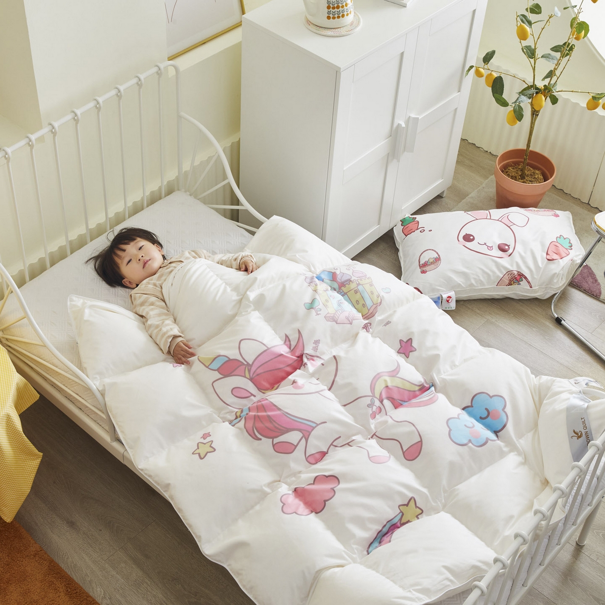 91家纺网 家纺一手货源 找家纺 （总）暖羽屋羽绒馆 2025新款绒子含量95白鸭绒被芯儿童学生羽绒被子鸭绒被婴幼儿园被子