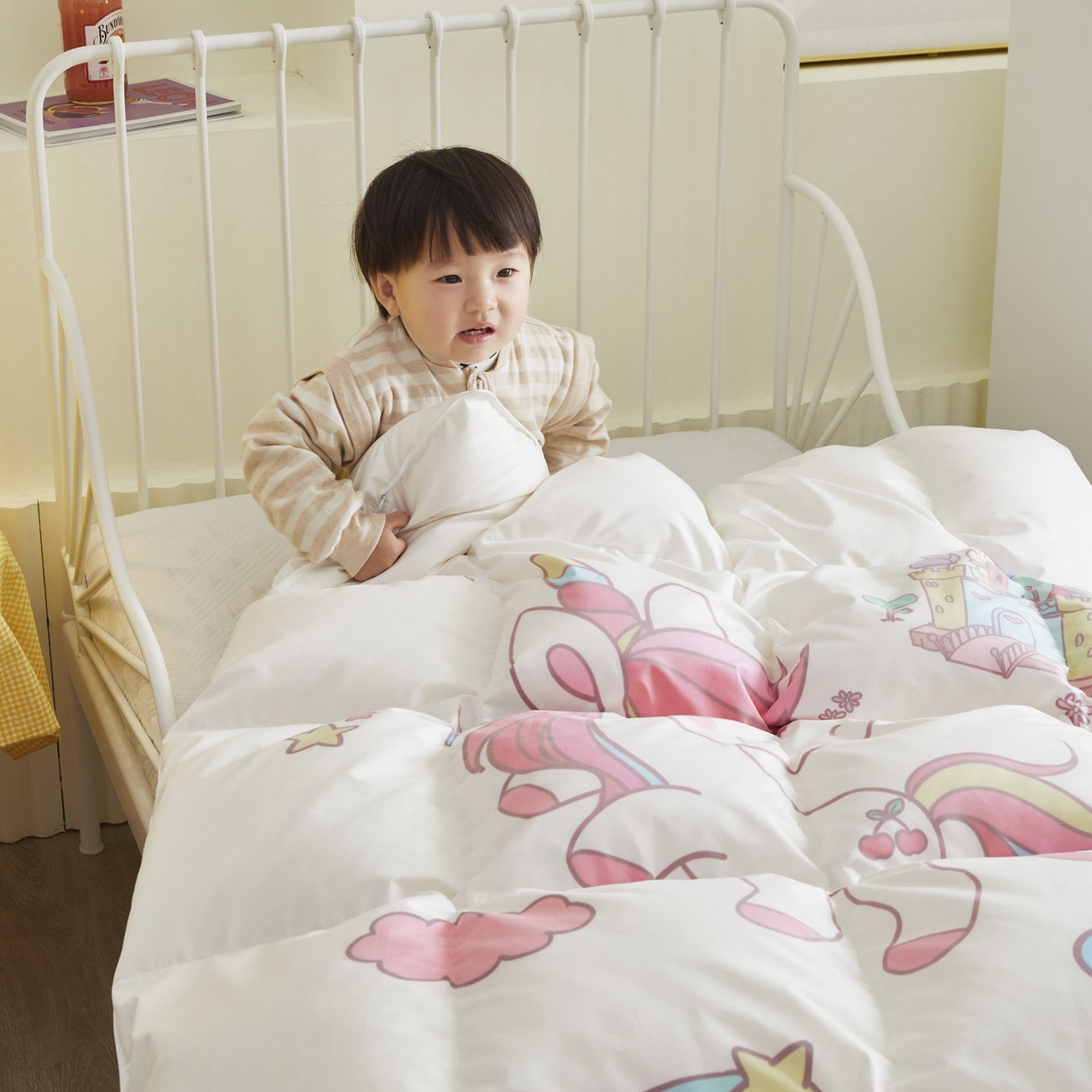 91家纺网 家纺一手货源 找家纺 暖羽屋羽绒馆 2025新款绒子含量95白鸭绒被芯儿童学生羽绒被子鸭绒被婴幼儿园被子 独角兽