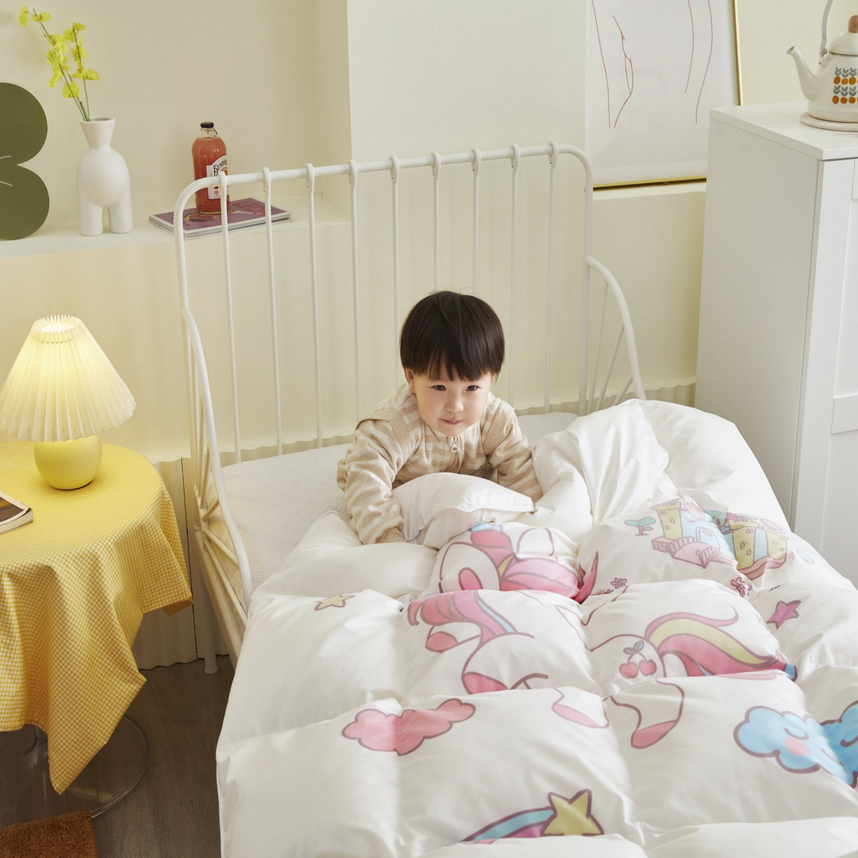 91家纺网 家纺一手货源 找家纺 暖羽屋羽绒馆 2025新款绒子含量95白鸭绒被芯儿童学生羽绒被子鸭绒被婴幼儿园被子 独角兽