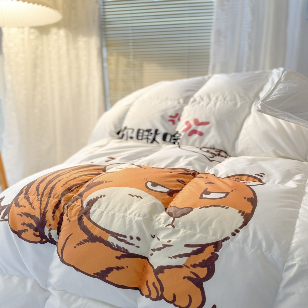 91家纺网 家纺一手货源 找家纺 暖羽屋羽绒馆 2025新款绒子含量95白鸭绒被芯儿童学生羽绒被子鸭绒被婴幼儿园被子 老虎
