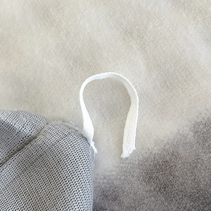 91家纺网 家纺一手货源 找家纺 富缦庭 2025新款泡泡牛奶绒床盖款四件套 条纹字母-灰