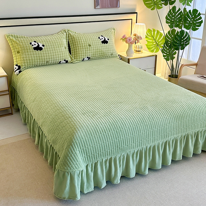 91家纺网 家纺一手货源 找家纺 富缦庭 2025新款泡泡牛奶绒床盖款四件套 熊猫绿