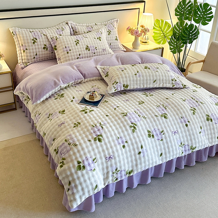 91家纺网 家纺一手货源 找家纺 富缦庭 2025新款泡泡牛奶绒床盖款四件套 紫色蝴蝶结