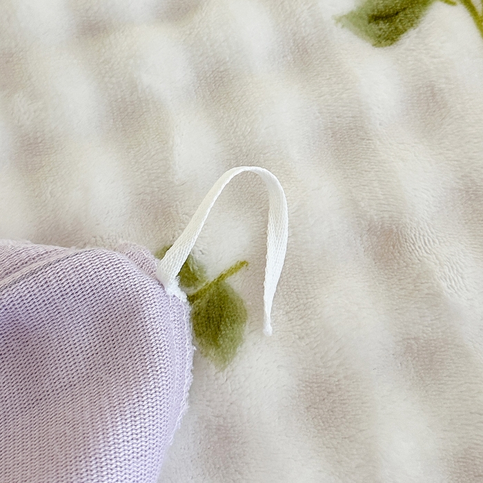 91家纺网 家纺一手货源 找家纺 富缦庭 2025新款泡泡牛奶绒床盖款四件套 紫色蝴蝶结