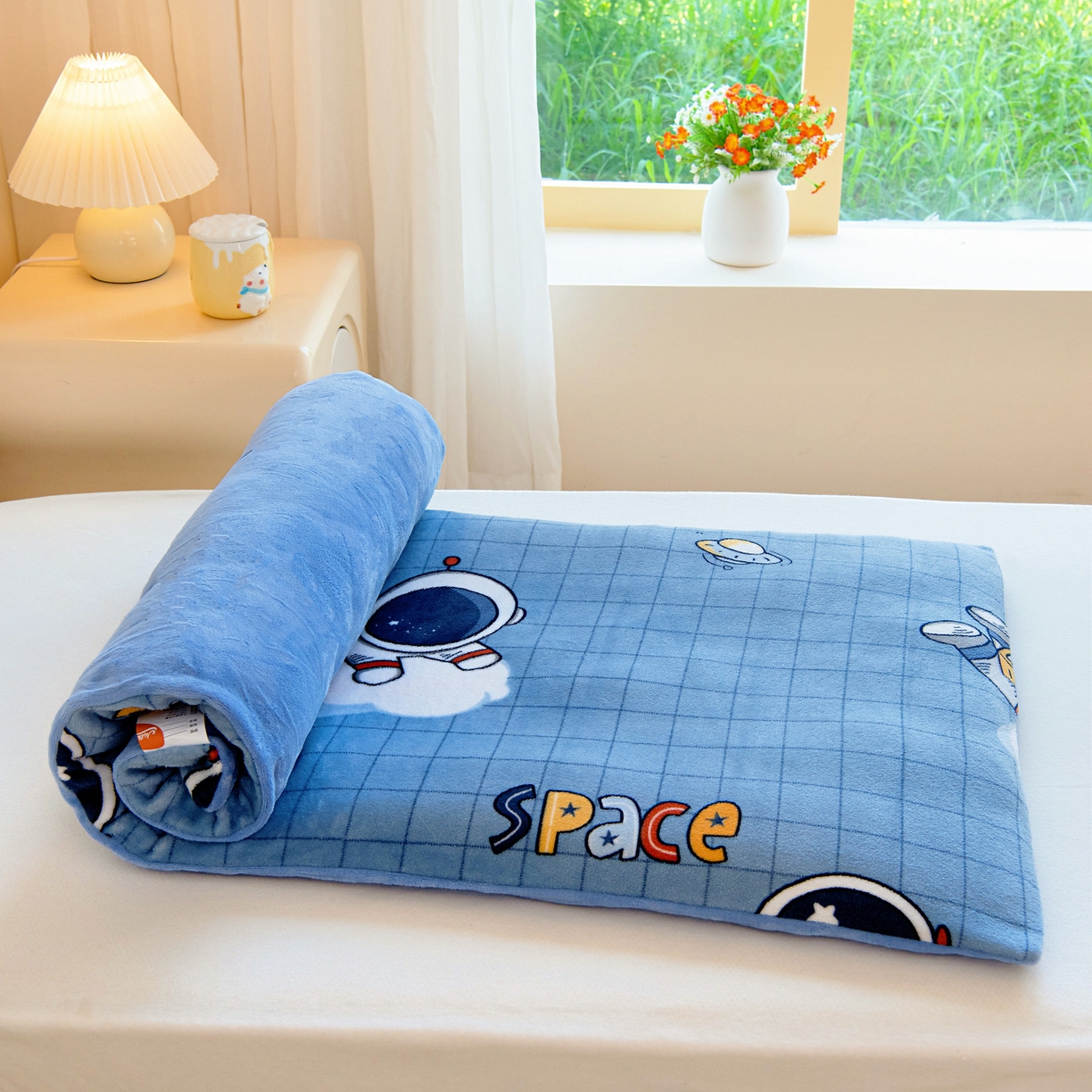 91家纺网 家纺一手货源 找家纺 梵赫 2025新款加厚牛奶绒三件套儿童套件幼儿园三件套系列 航天员