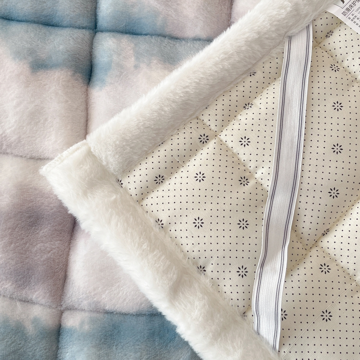 91家纺网 家纺一手货源 找家纺 卡伦家纺 2025新款兔毛绒高克重保暖床垫床褥 云端-青兰