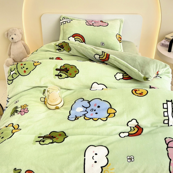 91家纺网 家纺一手货源 找家纺 梵赫 2025新款加厚牛奶绒三件套儿童套件幼儿园三件套系列 恐龙集结