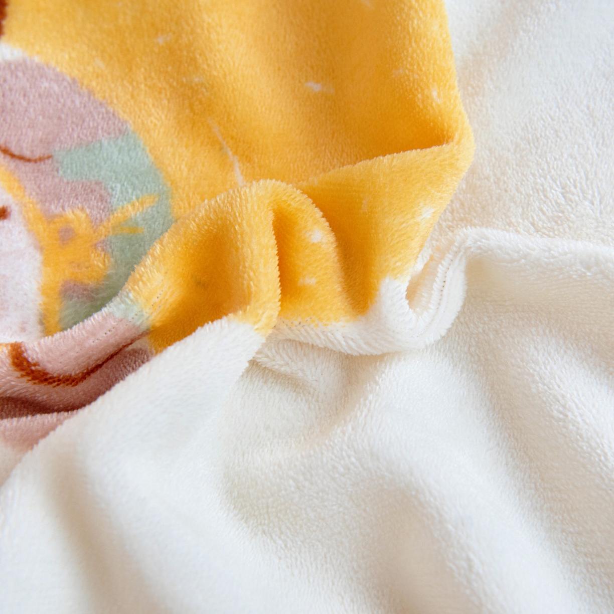 91家纺网 家纺一手货源 找家纺 梵赫 2025新款加厚牛奶绒三件套儿童套件幼儿园三件套系列 快乐小熊