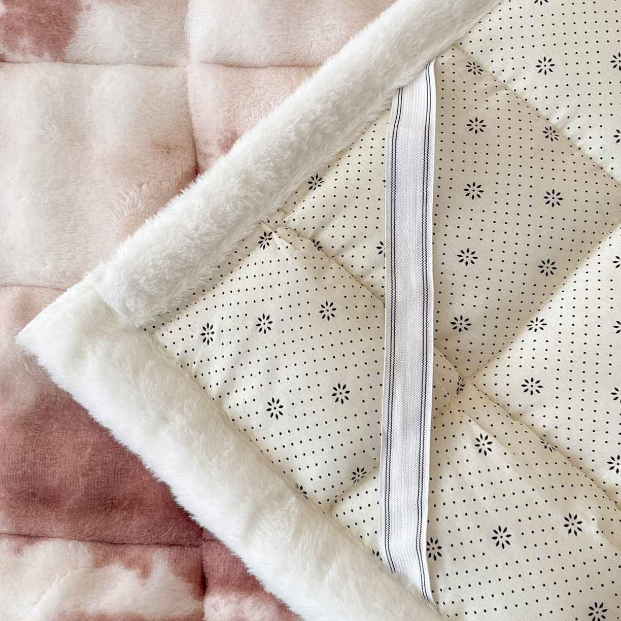 91家纺网 家纺一手货源 找家纺 卡伦家纺 2025新款兔毛绒高克重保暖床垫床褥 云端-烟棕