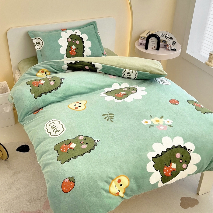 91家纺网 家纺一手货源 找家纺 梵赫 2025新款加厚牛奶绒三件套儿童套件幼儿园三件套系列 睡梦龙