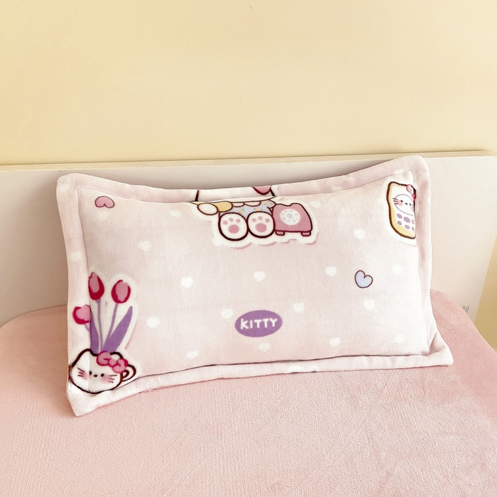 91家纺网 家纺一手货源 找家纺 梵赫 2025新款加厚牛奶绒三件套儿童套件幼儿园三件套系列 Kitty猫咪