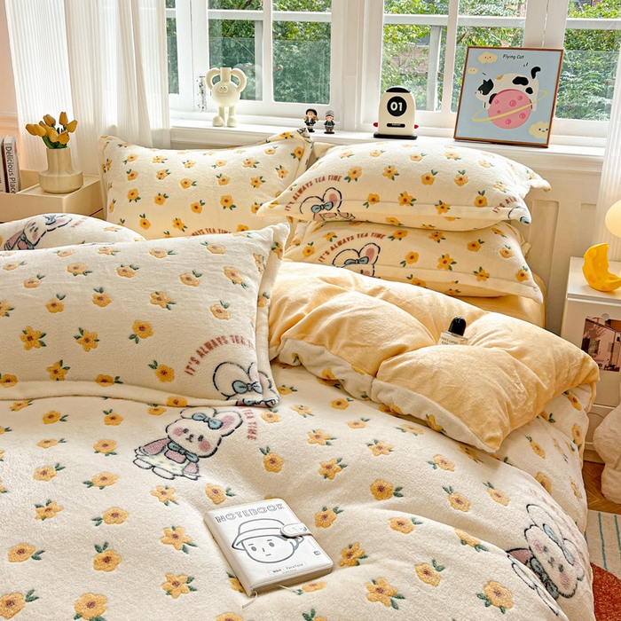 91家纺网 家纺一手货源 找家纺 （总）韩巢家纺 2025新款高克重雪花绒牛奶绒四件套