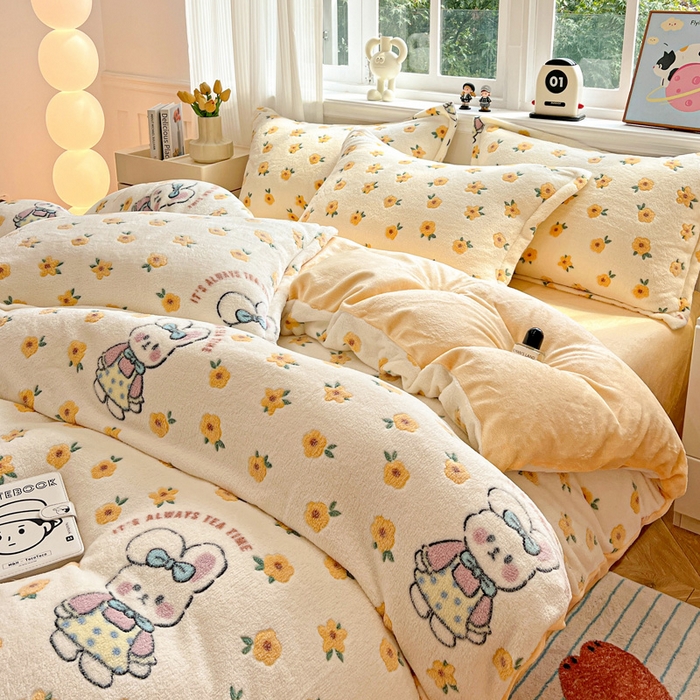 91家纺网 家纺一手货源 找家纺 （总）韩巢家纺 2025新款高克重雪花绒牛奶绒四件套