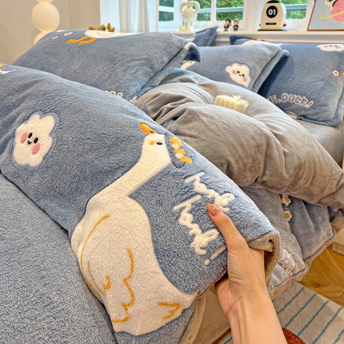 91家纺网 家纺一手货源 找家纺 （总）韩巢家纺 2025新款高克重雪花绒牛奶绒四件套