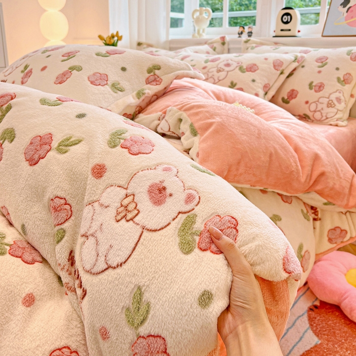 91家纺网 家纺一手货源 找家纺 （总）韩巢家纺 2025新款高克重雪花绒牛奶绒四件套