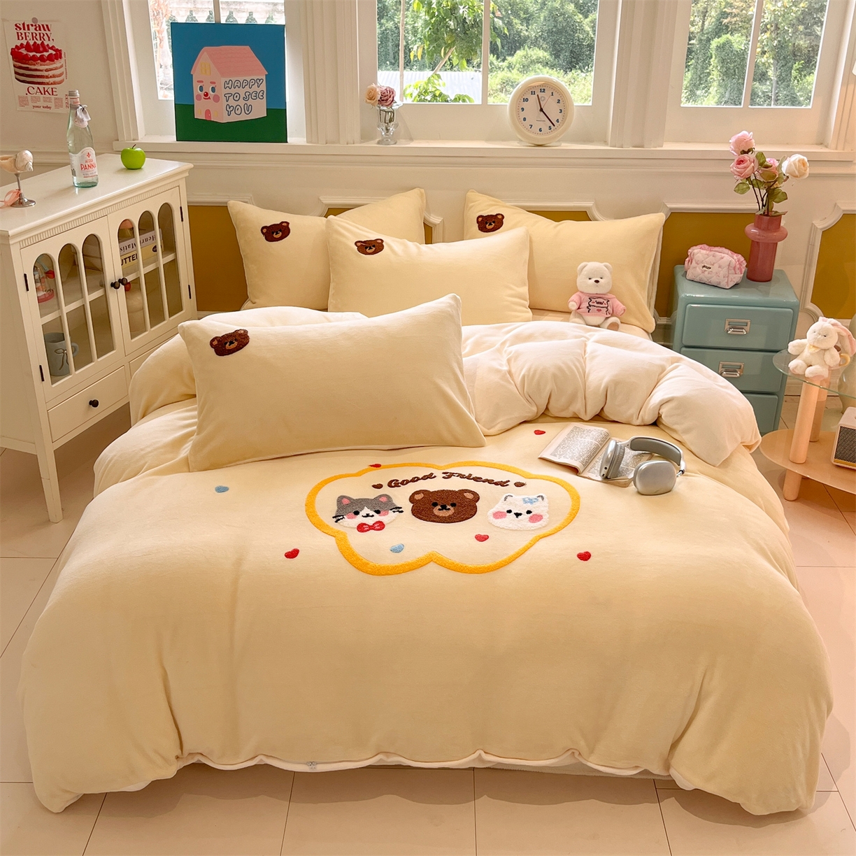 91家纺网 家纺一手货源 找家纺 优迈 2025新款A类卡通200g牛奶绒毛巾绣四件套 萌宠奶油