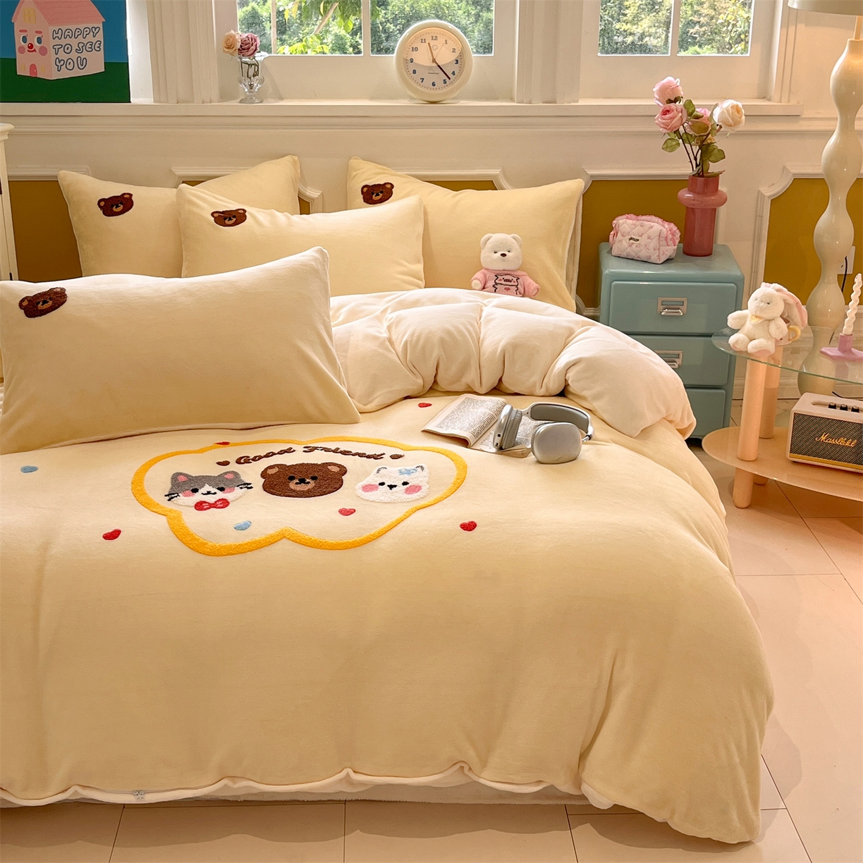 91家纺网 家纺一手货源 找家纺 优迈 2025新款A类卡通200g牛奶绒毛巾绣四件套 萌宠奶油