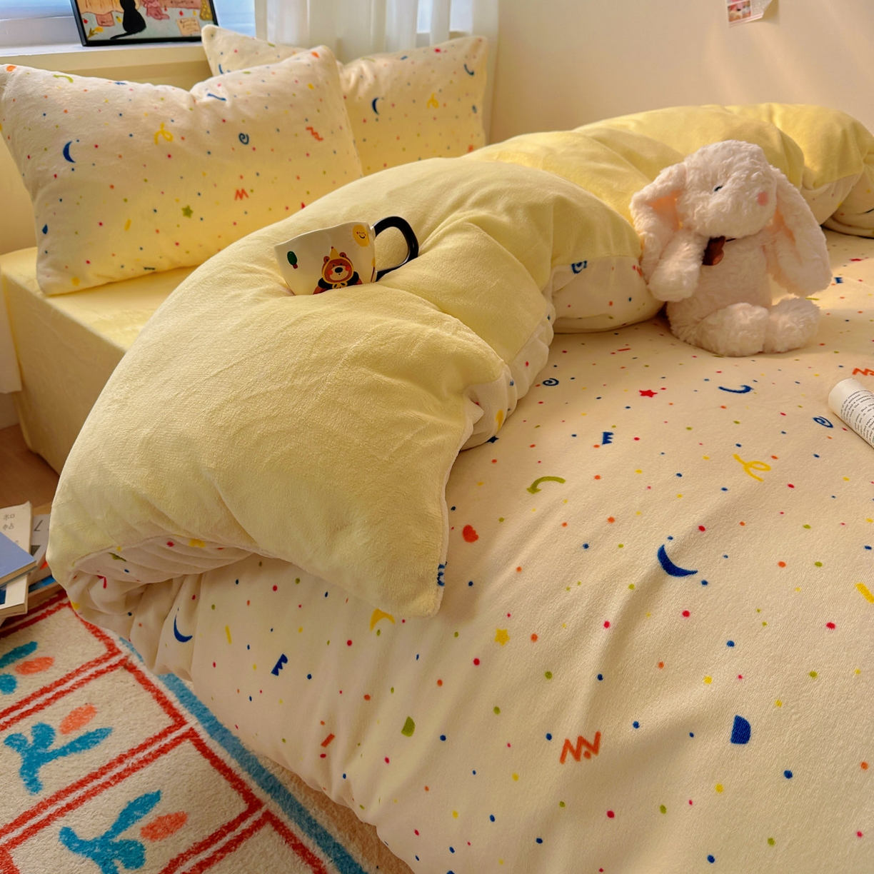 91家纺网 家纺一手货源 找家纺 （总）繁花家居 2025新款小清新180克跑量款牛奶绒三件套四件套