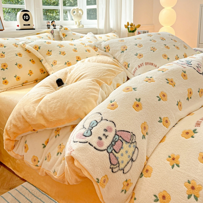 91家纺网 家纺一手货源 找家纺 韩巢家纺 2025新款高克重雪花绒牛奶绒四件套 田园兔（黄）