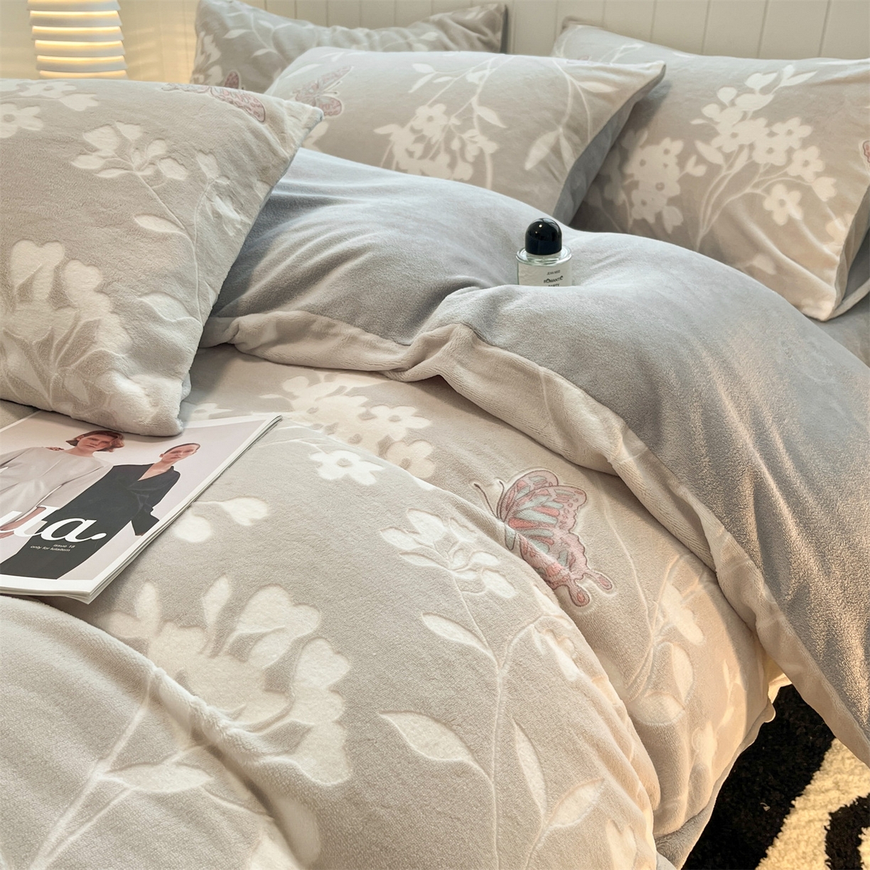 91家纺网 家纺一手货源 找家纺 （总）优迈 2025新款牛奶绒雕花四件套