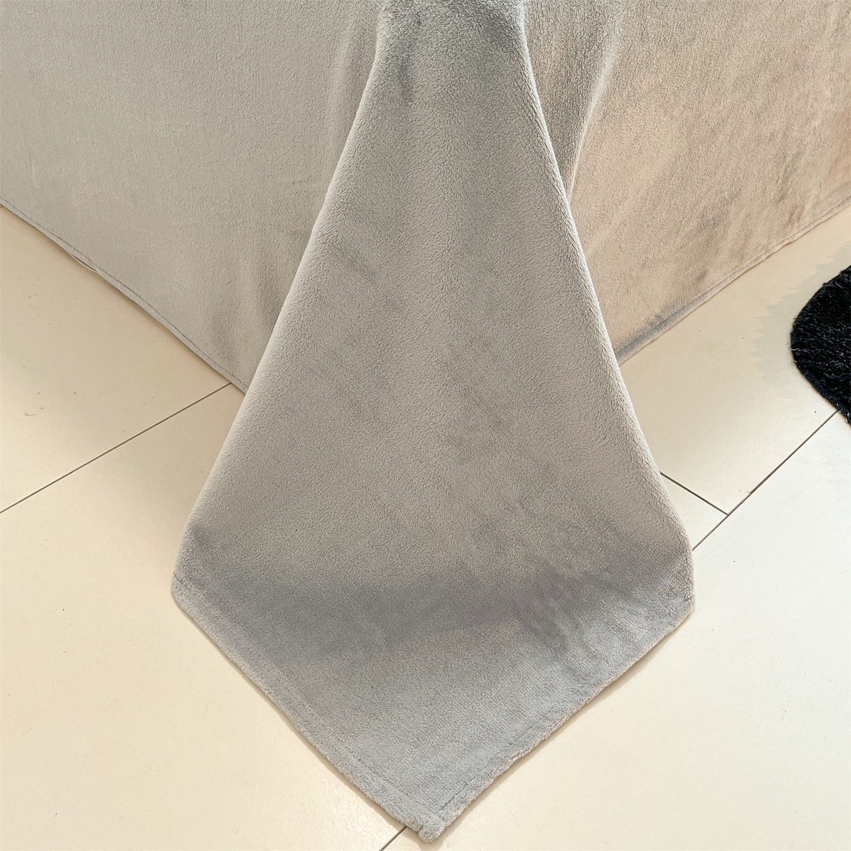 91家纺网 家纺一手货源 找家纺 （总）优迈 2025新款牛奶绒雕花四件套