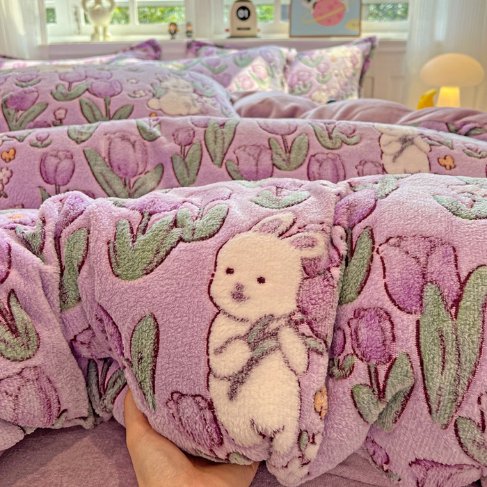 91家纺网 家纺一手货源 找家纺 韩巢家纺 2025新款高克重雪花绒牛奶绒四件套 丛林